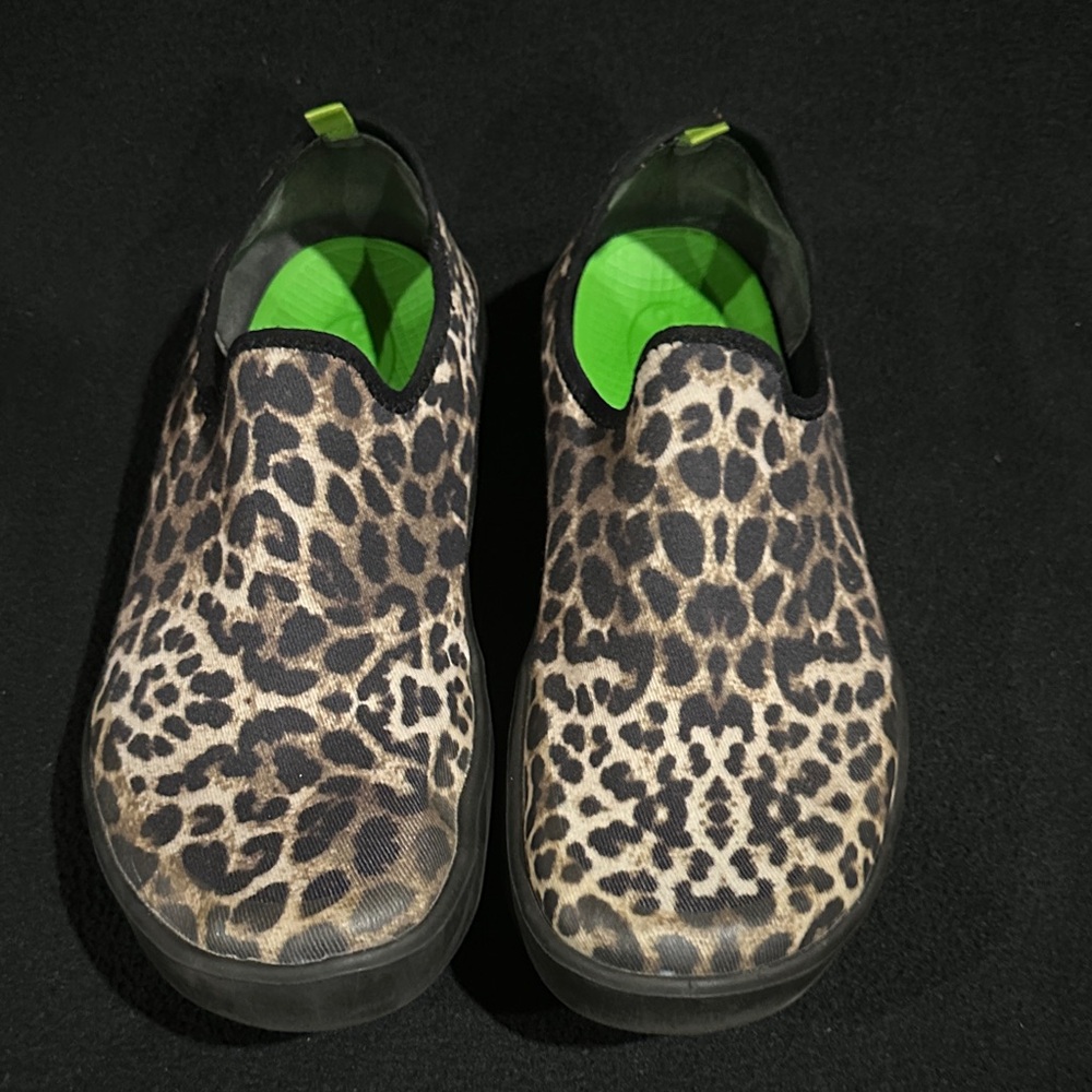 OOFOS Leopard Print Slip-On Shoes